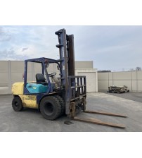 Xe nâng 4 tấn Komatsu FD40W-7, nâng cao 5 mét, gật gù lốp kép số sàn, máy 6D102E, sản xuất tại Nhật Bản 2001